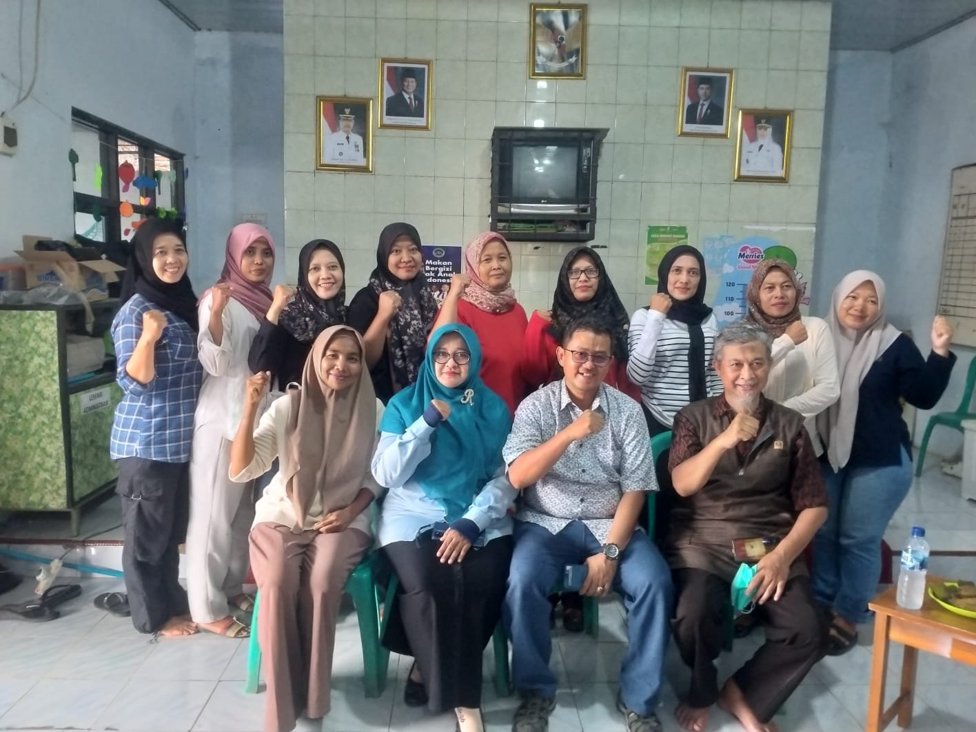 MONITORING POSYANDU SIKLUS HIDUP OLEH TIM PUSKESMAS DAN KELURAHAN PEGAMBIRAN DI POSYANDU KENANGA 1 DI RW 16 KRIYAN TIMUR