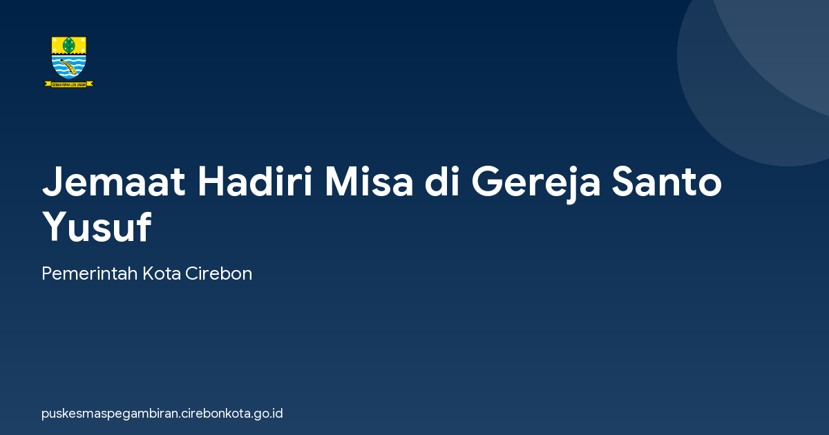 Jemaat Hadiri Misa di Gereja Santo Yusuf