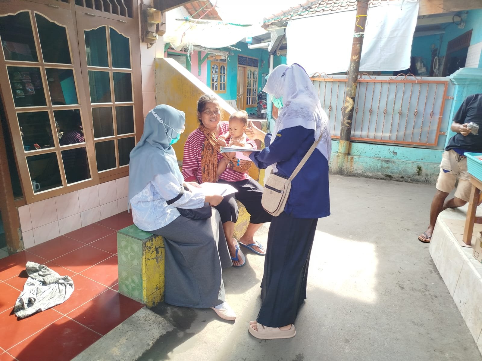 KEGIATAN PE (PENYELIDIKAN EPIDEMIOLOGI) SUSPEK CAMPAK DI RW 02 PEGUYUBAN